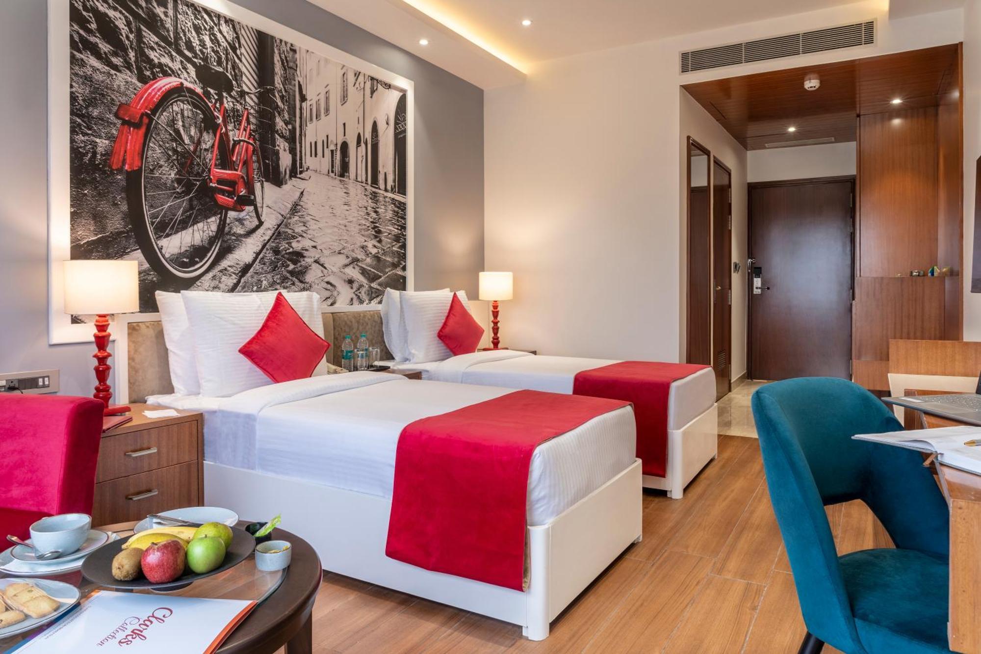 Clarion Hotel Dehradún Kültér fotó