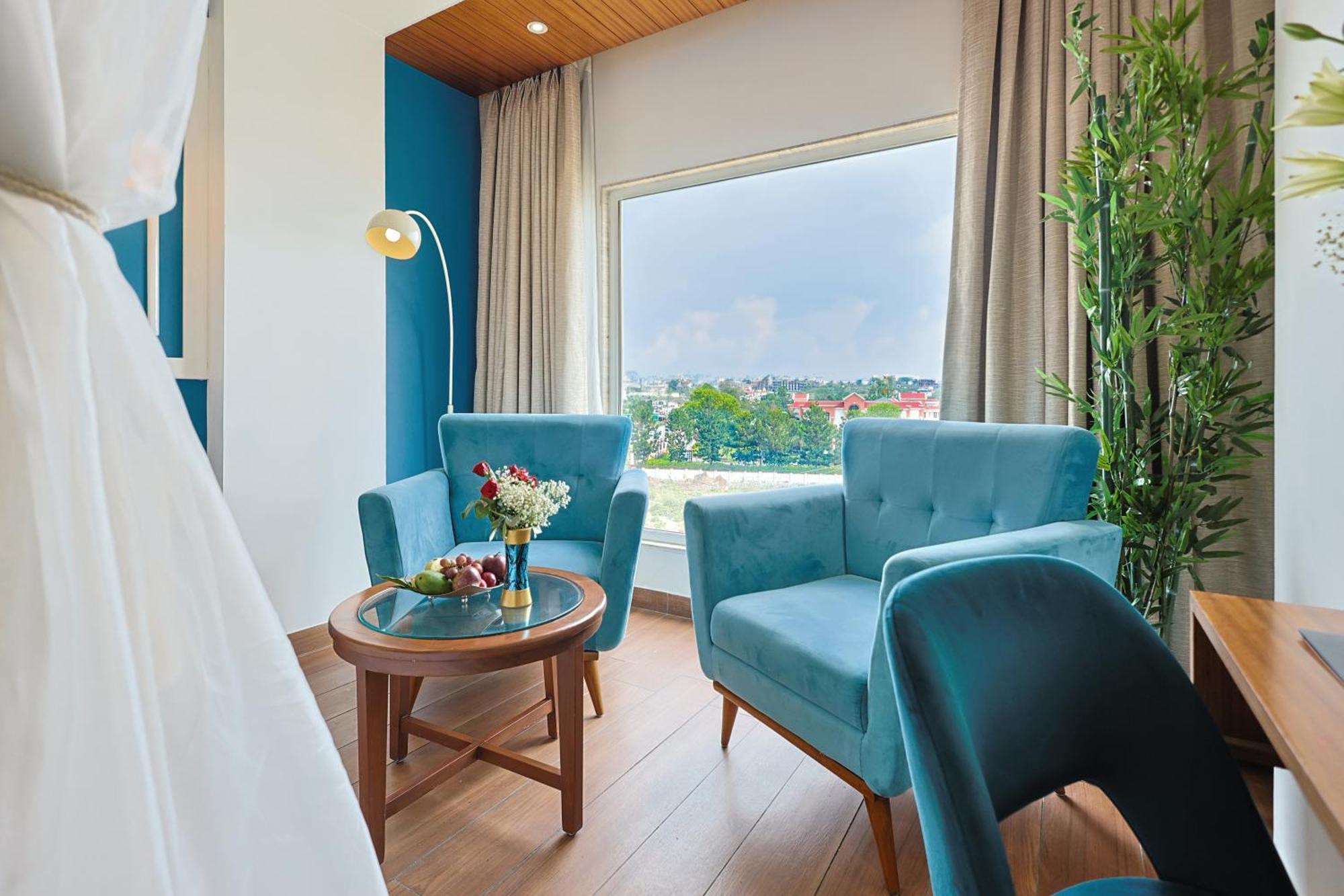 Clarion Hotel Dehradún Kültér fotó