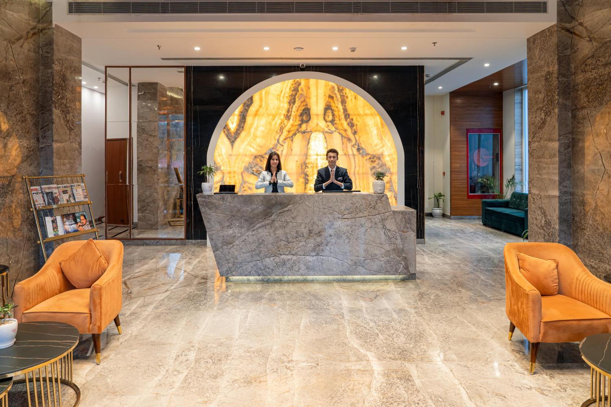 Clarion Hotel Dehradún Kültér fotó