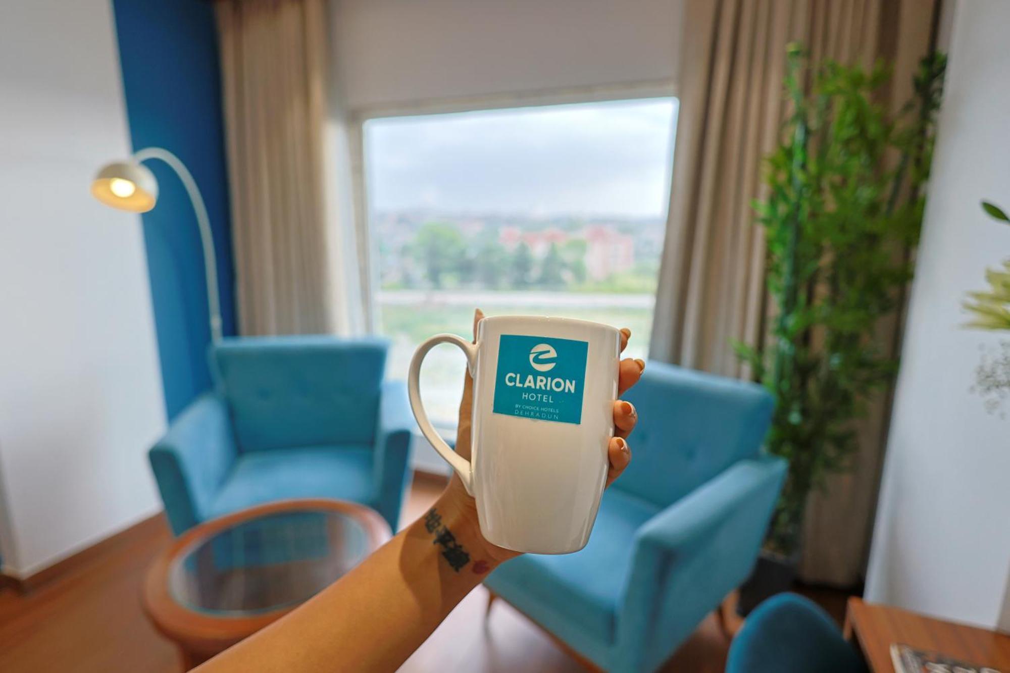 Clarion Hotel Dehradún Kültér fotó